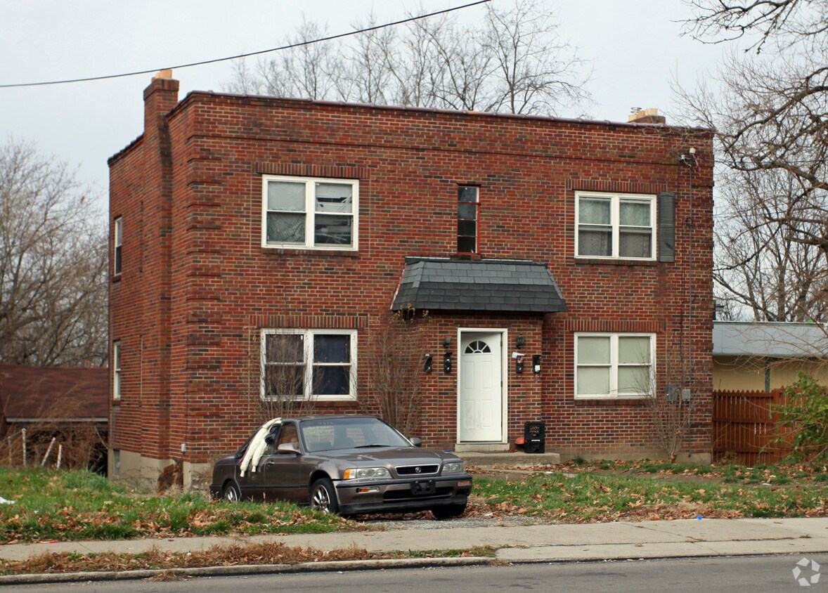 Primary Photo - 735 Elberon Ave