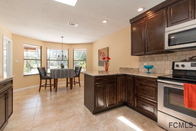 Foto del edificio - 16 Weiss Pl