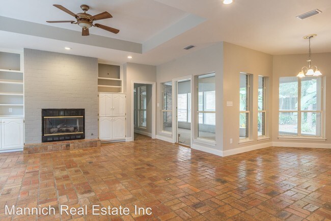 Foto del edificio - 21890 Country Woods Dr