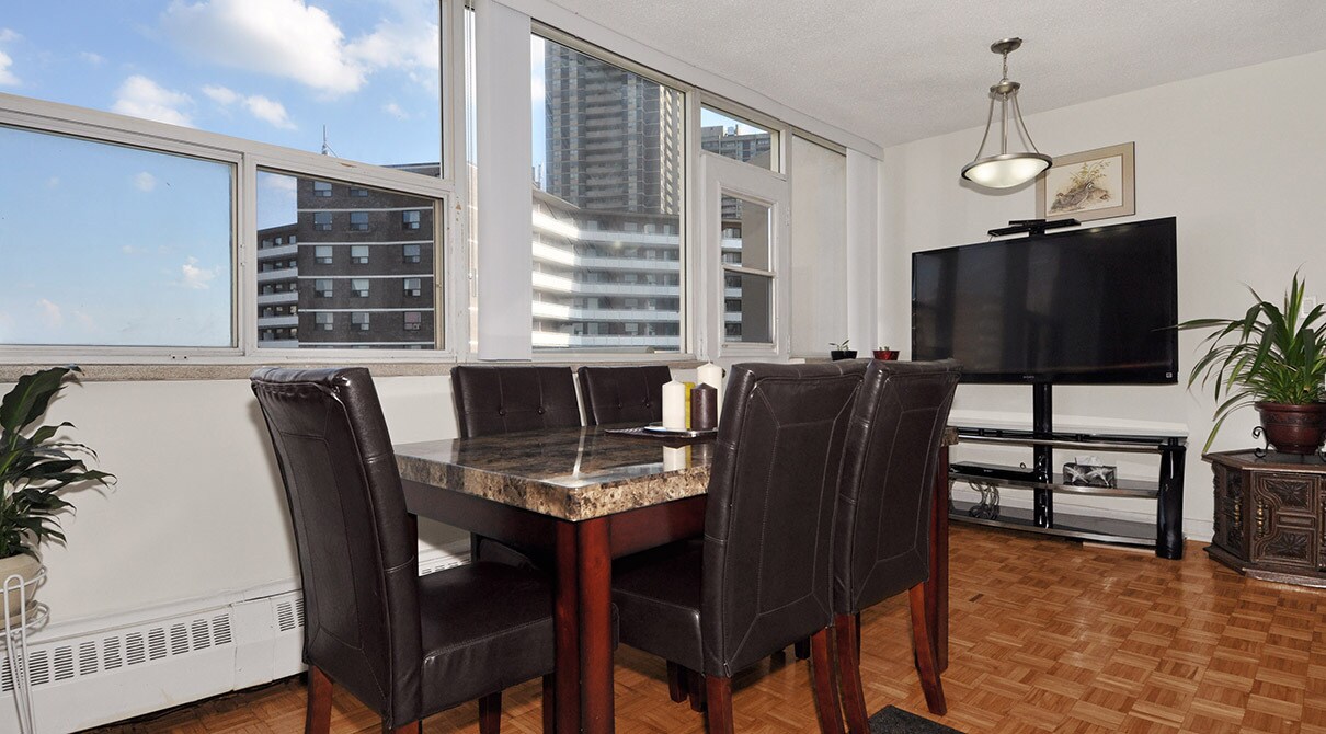 Primary Photo - Central Park Terrace (A)