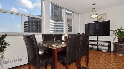 Building Photo - 1286 Islington Ave