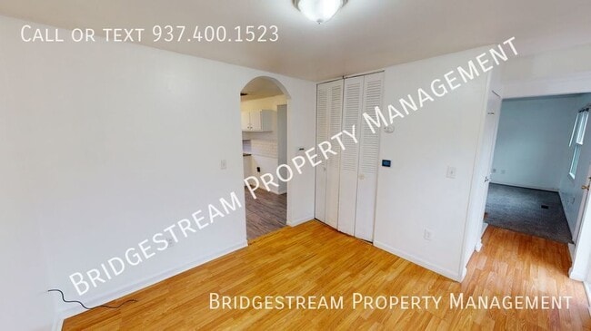 Building Photo - Nice 4 bedroom, 1.5 bath home with 2 car a...