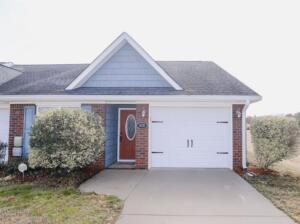 Foto principal - 858 Bryan Cir