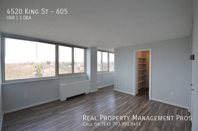 Foto del edificio - 4520 King St