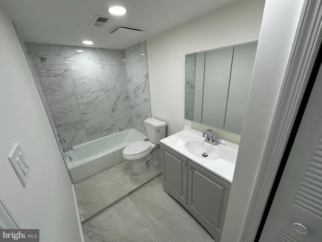 Building Photo - 159 Oberlin Terrace