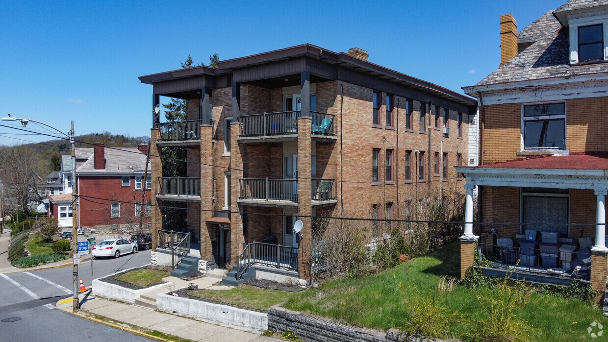 Primary Photo - 501 California Ave