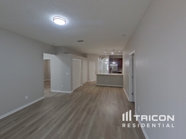 Foto del edificio - 906 Grand Canyon Dr