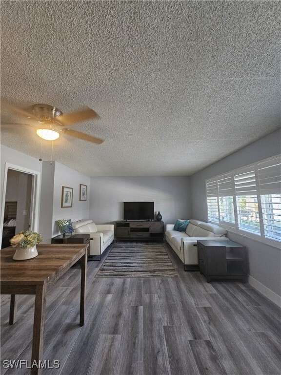 Building Photo - 548 Broad Ave S