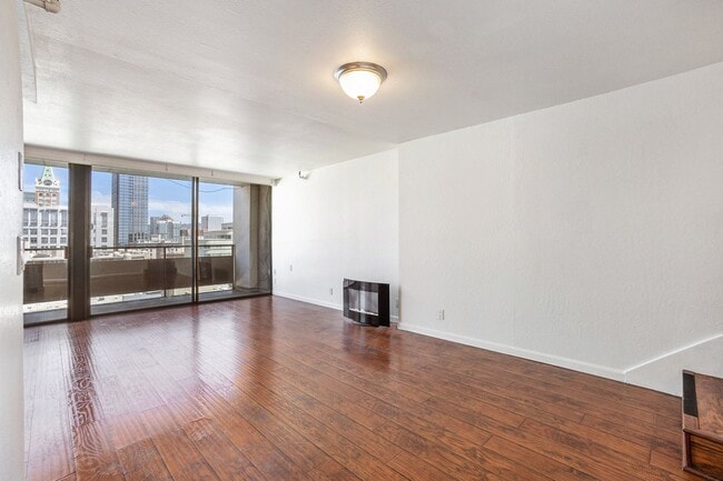 Photo - 801 Franklin St Apartment