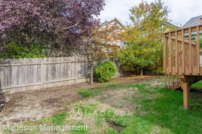 Building Photo - 3 br, 1.5 bath House - 1716 E Fir Street