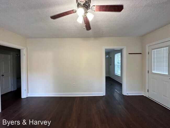 Building Photo - 3 br, 1 bath House - 965 Greenwood Court
