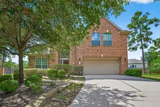 Building Photo - 15 Hadlock Pl