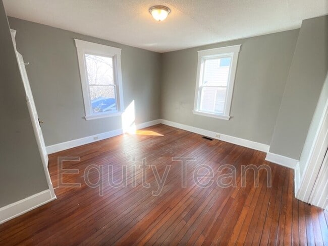Building Photo - 3185 McHenry Ave