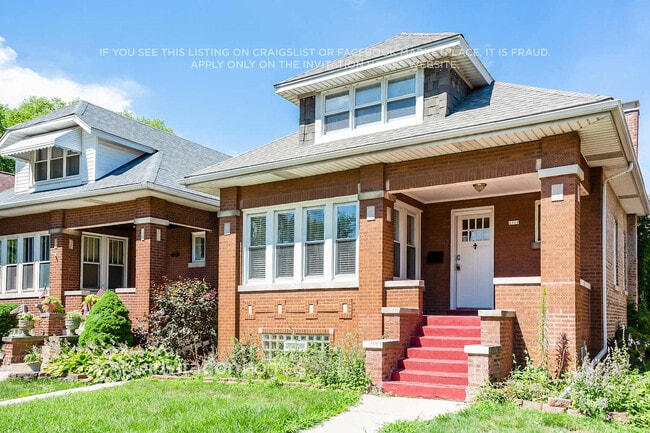 Building Photo - 1221 Hayes Ave