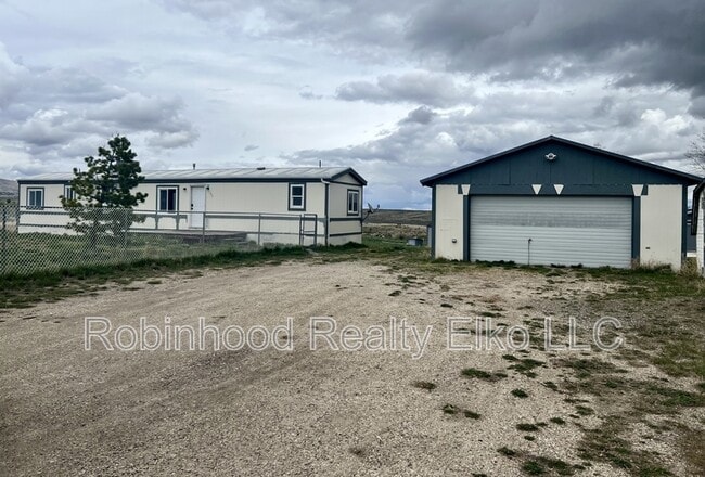 Building Photo - 576 Bond Dr