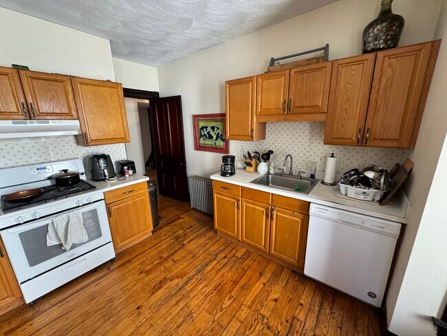 Foto del edificio - 211 Holland St