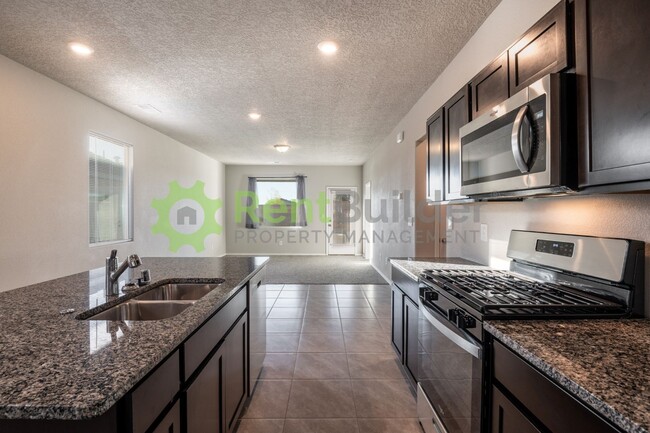 Building Photo - CHECK OUT THIS BRAND NEW DR HORTON HOME - ...