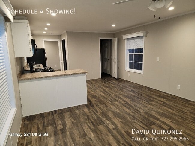 Building Photo - 220 Macon-