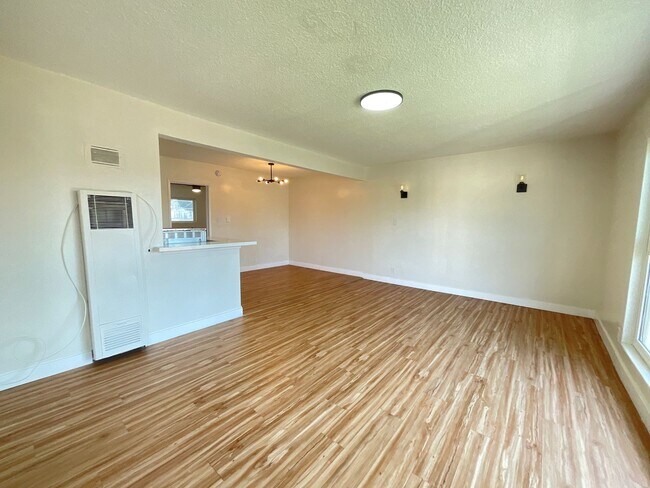 Foto del edificio - TIBBS10651