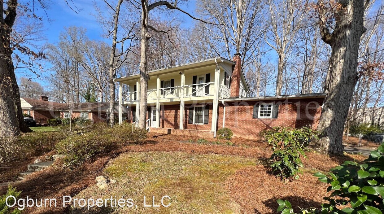 Primary Photo - 4 br, 2.5 bath House - 2641 GREENCREST DRIVE