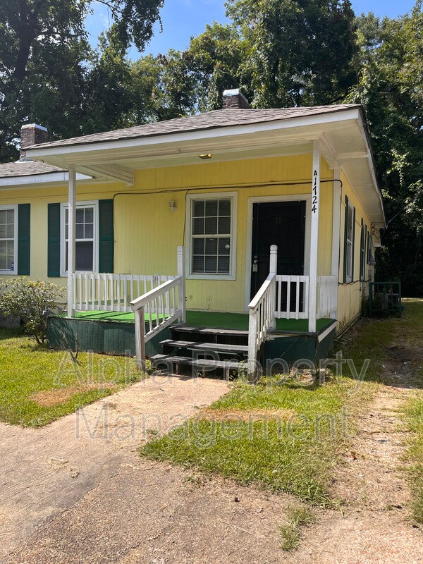 Building Photo - 1724 Grand Ave