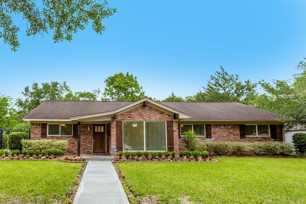 Primary Photo - 4926 Loch Lomond Dr