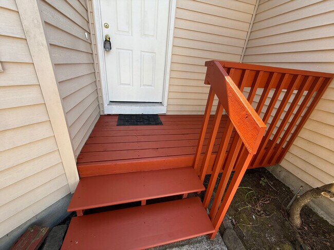 Foto del edificio - 15619 NE Hickory St