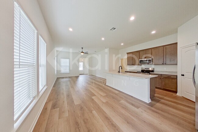 Foto del edificio - 102 Acoustic Ln
