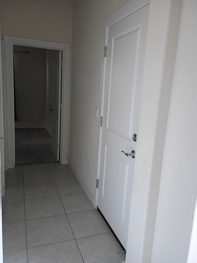 Building Photo - 4907 Regatta Ct