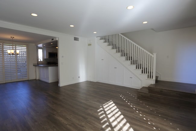 Foto del edificio - 1232 Stanford St