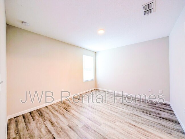 Building Photo - 8730 Berry Ave