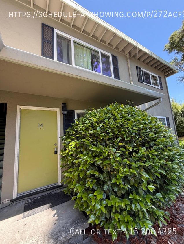 Building Photo - 2895 Capitola Rd