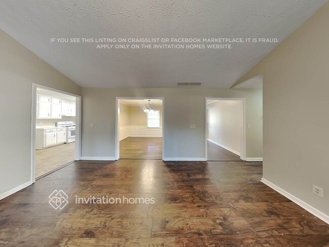 Foto del edificio - 2634 Laurel Woods Ln SE