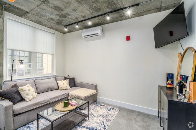 1BR, 1BA - 449SF - Living Room - The Gotham
