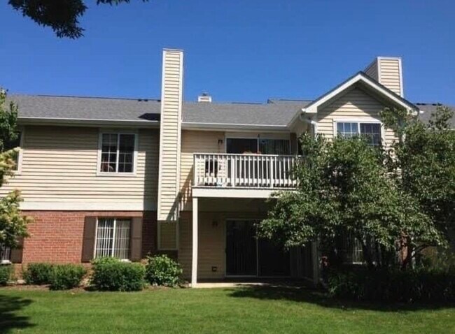 Foto del edificio - 345 Pembroke Ct