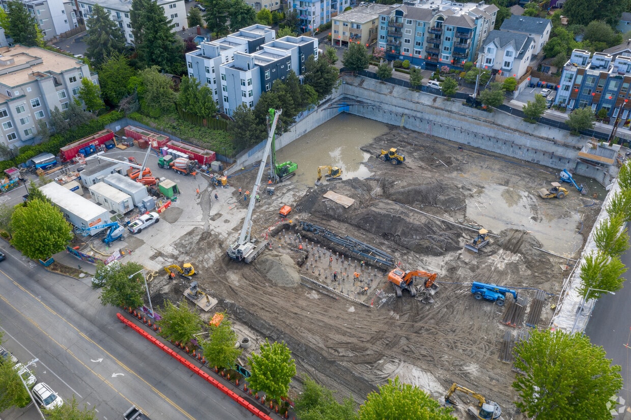 The Hemlock Apartments 8704 Greenwood Ave N Seattle, WA