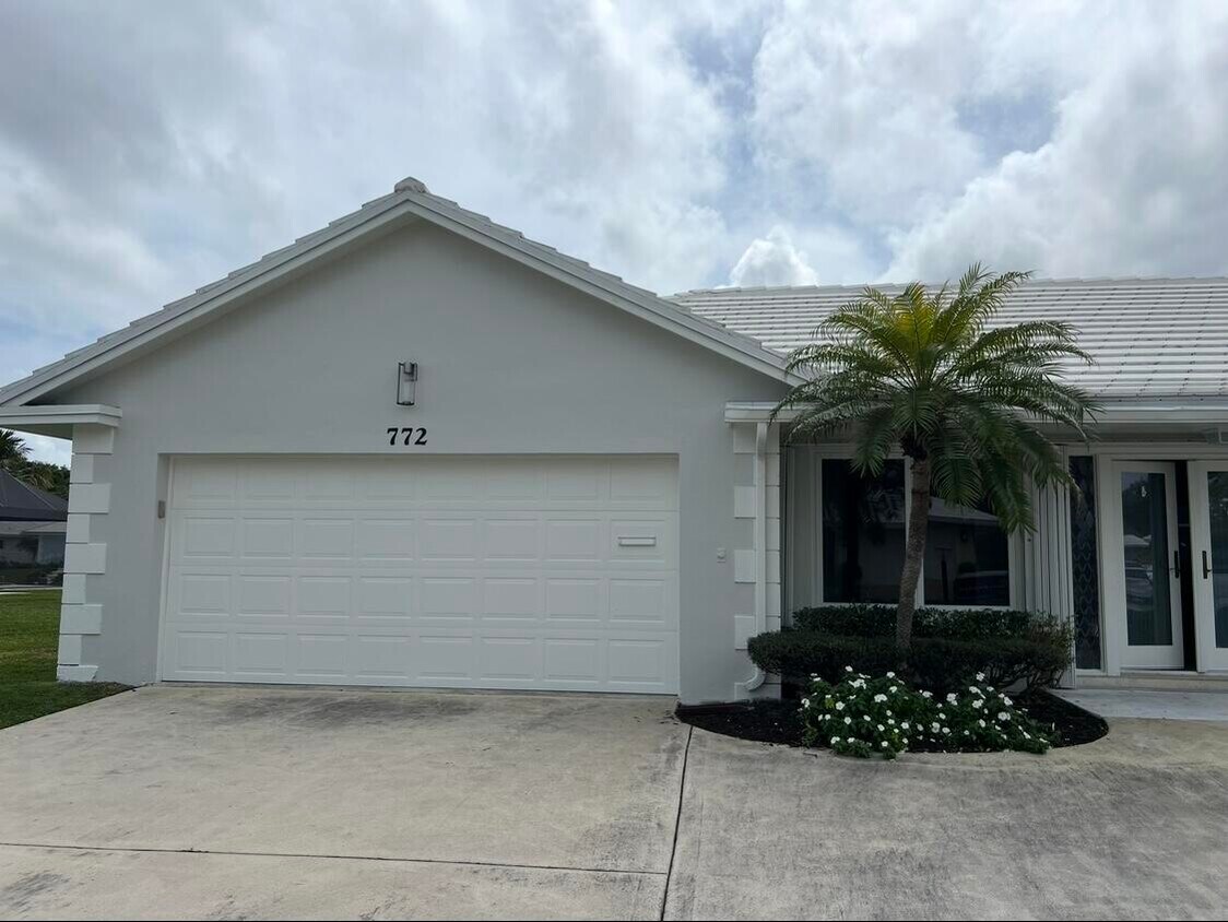 Foto principal - 772 Apple Tree Ln