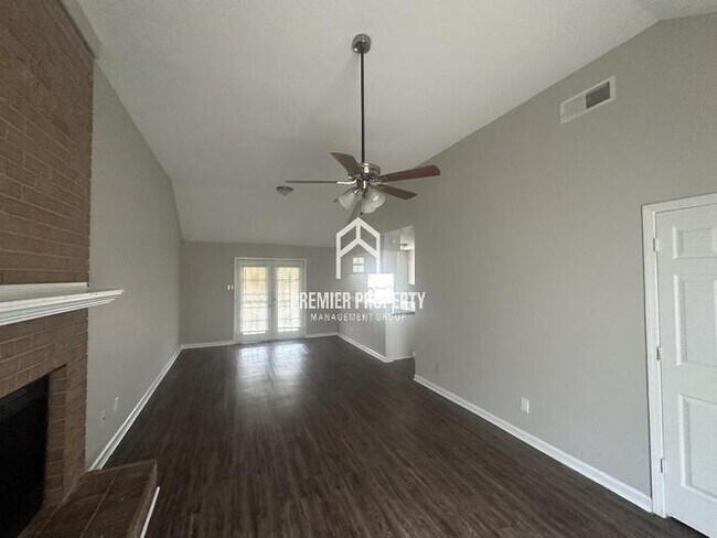 Building Photo - 7091 Maryland Cir S