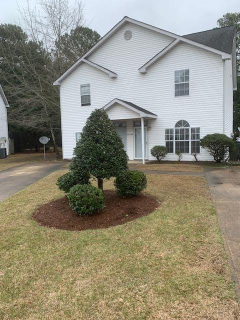 Foto del edificio - "Charming 2-Bedroom Duplex Retreat with 2.5 Baths in Greenville – Your 1116 Sq. Ft. Sanctuary Awa...