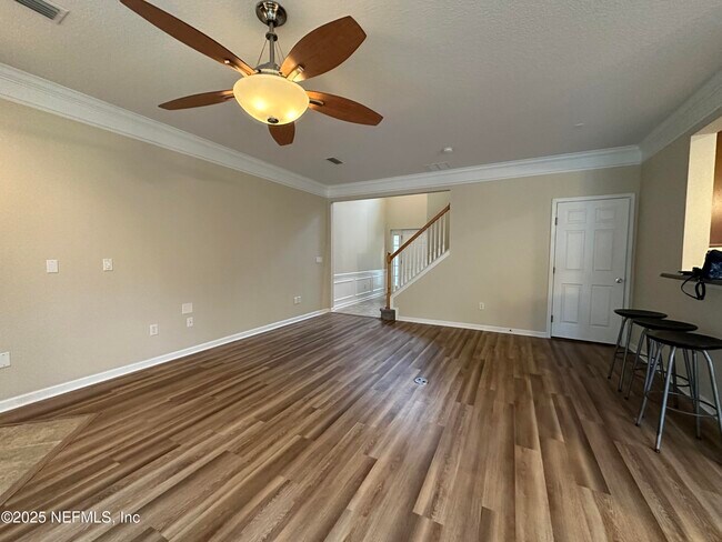 Foto del edificio - 11197 Castlemain Cir W