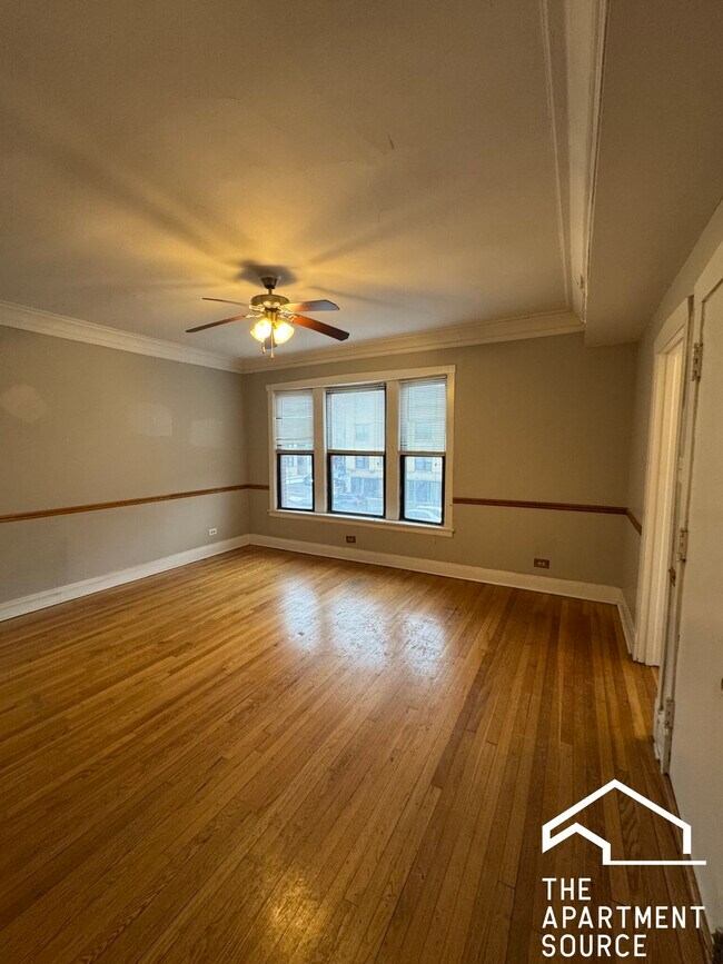 Building Photo - 4607 N Western Ave