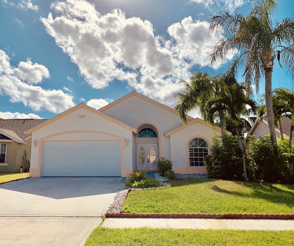 12781 Meadowbreeze Dr, Wellington, FL 33414 House for Rent in Wellington, FL