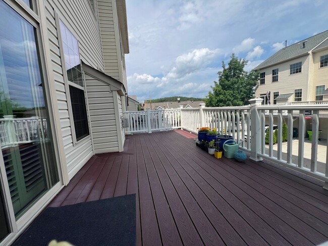 Building Photo - 1604 Sebring Ct