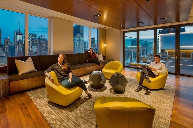 Foto del edificio - 550 W 45th St