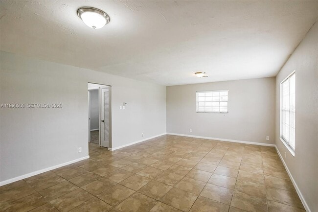 Building Photo - 5961 NW 14th Ct