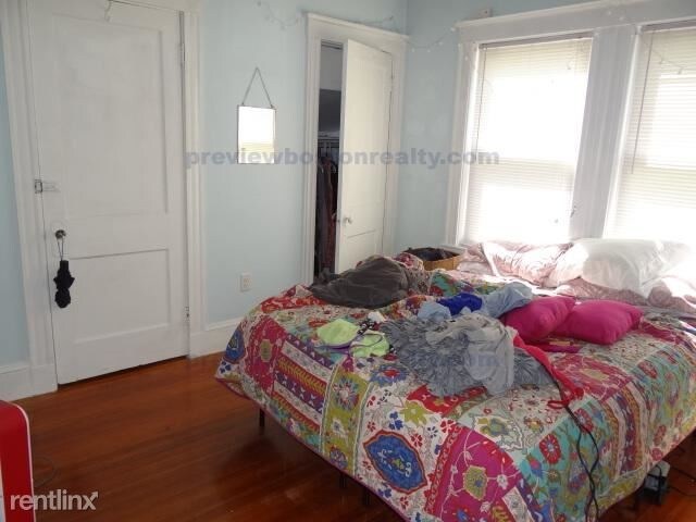 Foto del edificio - 3 br, 1 bath  - 16A Priscilla Road #BS