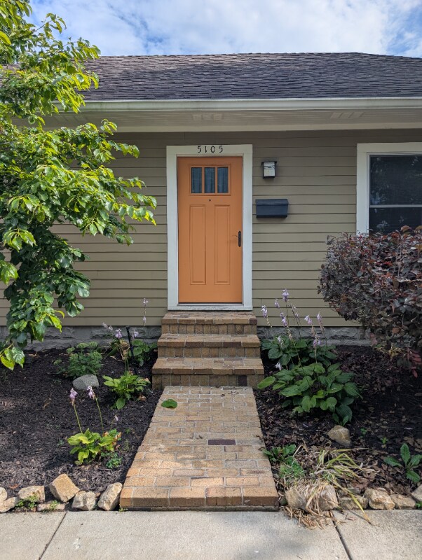 Foto principal - 5105 E North St