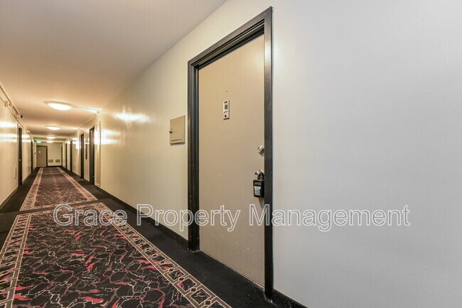 Photo - 888 Logan St Apartment