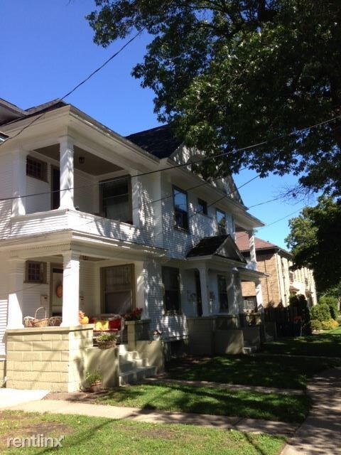 1 br, 1 bath - 409 Lyon 1/2 NE - 1 br, 1 bath  - 409 Lyon 1/2 NE