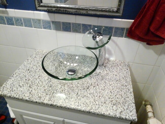 Building Photo - 220 Ontario St